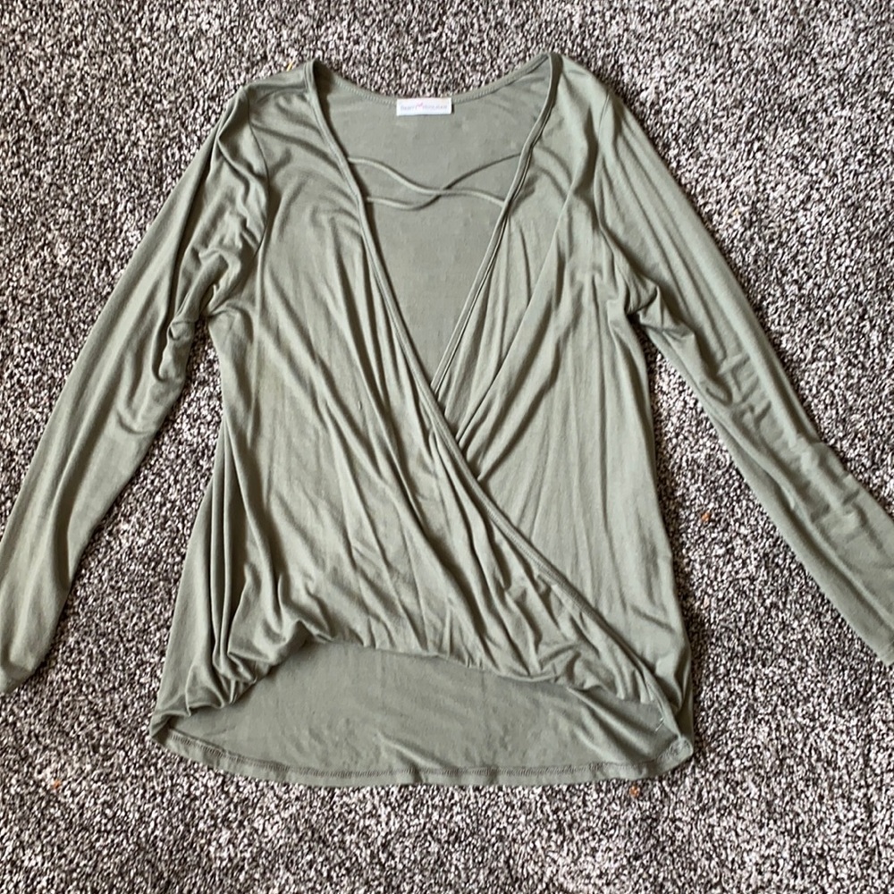Dainty Hooligan Cross Open Front Long Sleeve